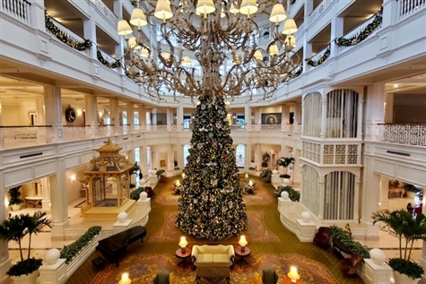 Disney Christmas Lobby Tour