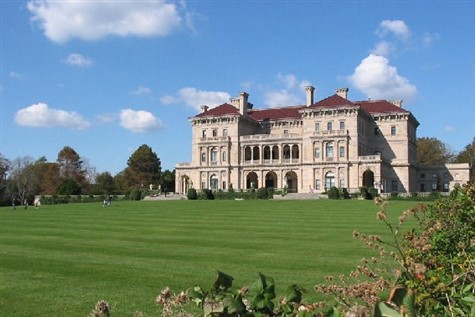 Vanderbilt Mansions of Newport: Glitter & Gold 