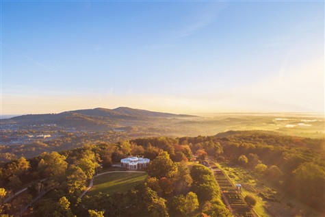 A Taste of Spring in Virginia's Wine Country