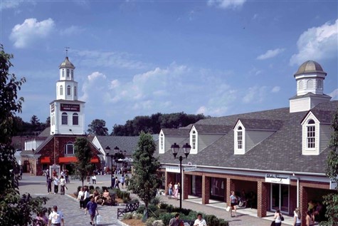 Black Friday at Woodbury Commons